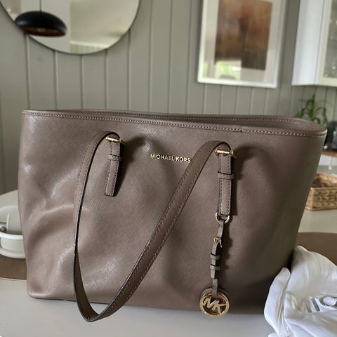 Michael Kors Veske