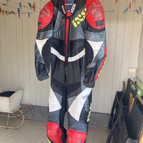 Motorsykkeldress til roadracing