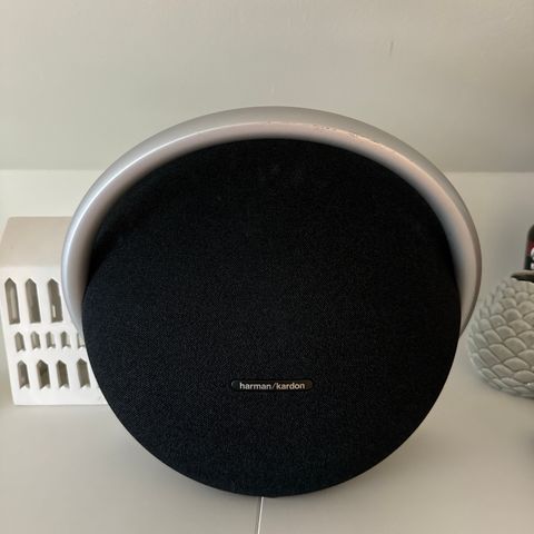 Harmon kardon onyx 8