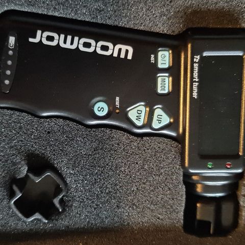 JOWOOM T2 Tuner og strengeskifter