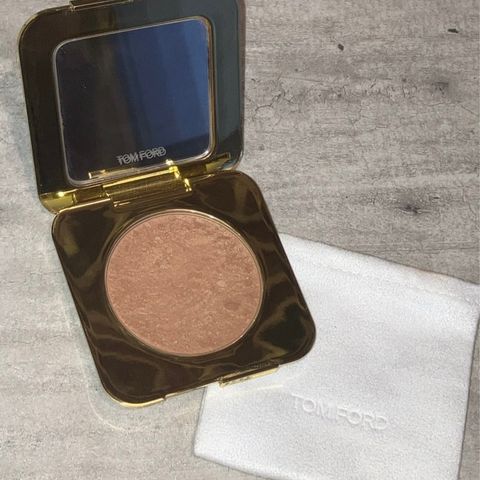 Tom Ford Glow Bronzer 01 Gold Dust