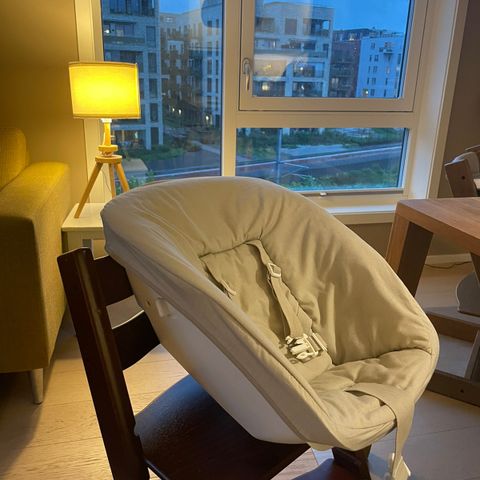 Newborn seat til tripp trapp stol