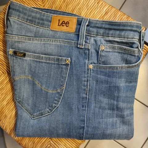 Lee jeans / olabukse, str. 29/31 tommer