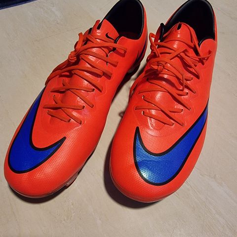 JR Mercurial Vapor X FG ( Junior fotball sko ) Str.38 - 38.5