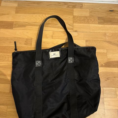 DAY BAG GAMMEL MODELL