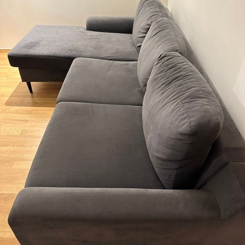 Velur sofa med sjeselong