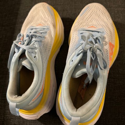 HOKA bondi 8 str 40