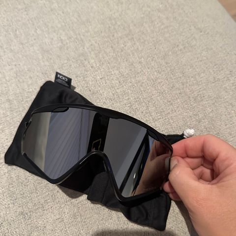 Oakley solbrille