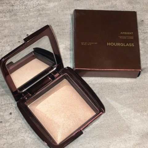 Hourglass Ambient Lightning Powder Dim Light, Vanlig Stor Størrelse