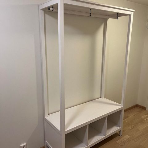 Åpen garderobe (IKEA)