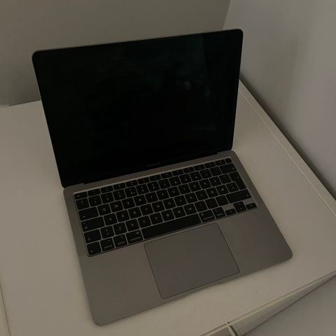 MACBOOK AIR RETINA 2020