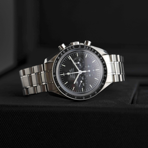 Omega Speedmaster Sapphire