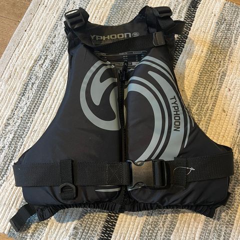 Typhoon padlevest