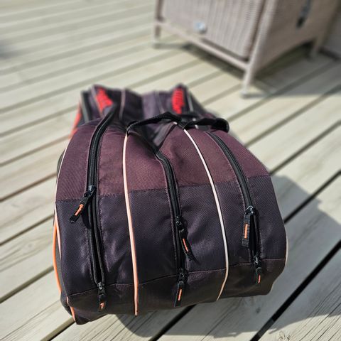 Wilson tennis bag, plass til minimum 6 racketer