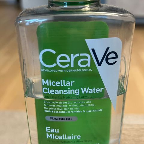 CeraVe Micellar Cleansing Water 295 ml (ca 60% igjen)