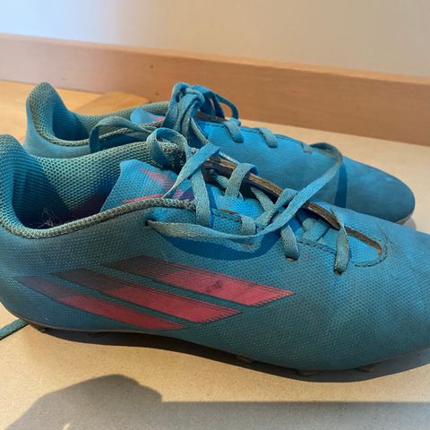 ADIDAS · X SPEEDFLOW.4 FXG FOTBALLSKO GRESS/KUNSTGRESS JUNIOR