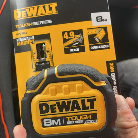 MÄLEBAND DEWALT 8M