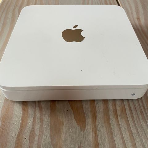 Apple Time Capsule wifi router/harddisk