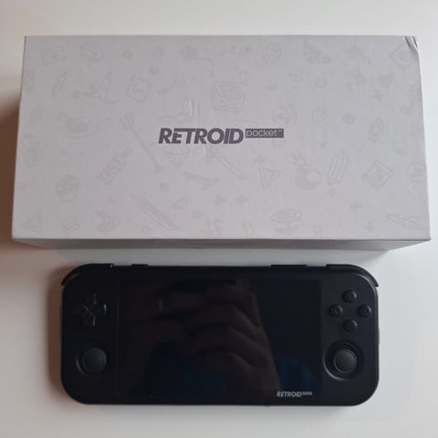 Retroid Pocket 3+ Handheld console