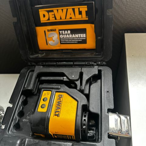 Dewalt krysslaser DW088CG