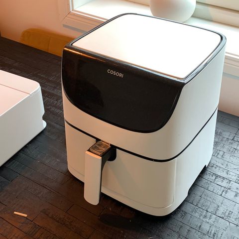 Pent brukt airfryer 5,5 liter volum !