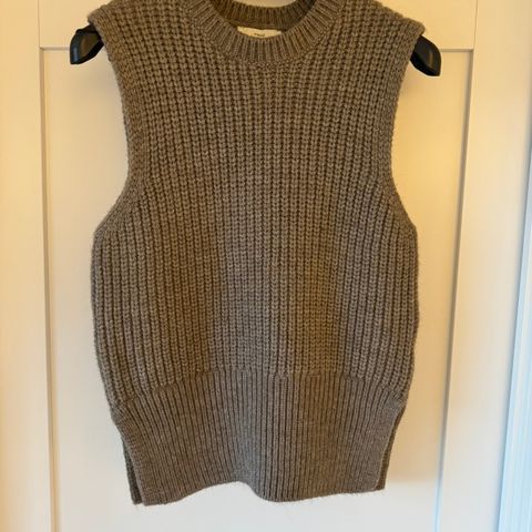 Flott strikket vest