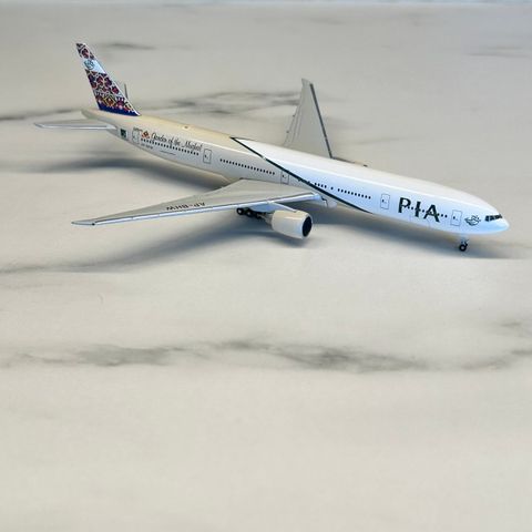 Flymodell PIA - Pakistan International Airlines Boeing 777