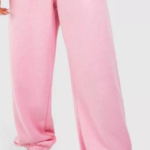 Ny Voksen Rosa joggebukse (oversize - size M-L)