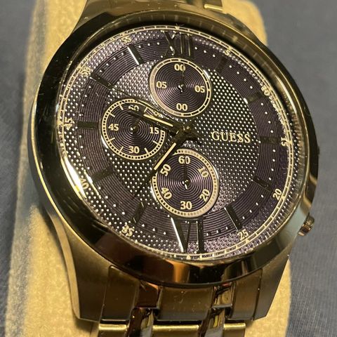 Guess klokke