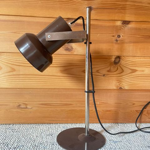 Retro 70-talls bordlampe