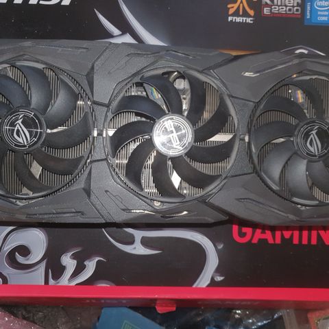 ASUS RX 5700 XT Strix selges