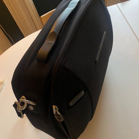 Samsonite vanity bag /laptop bag/ carry on