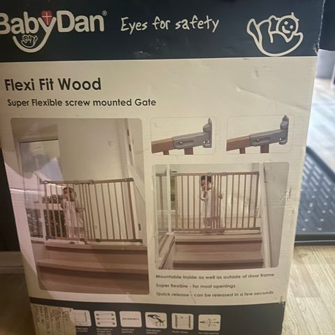 Baby Dan Flexi Fit Wood