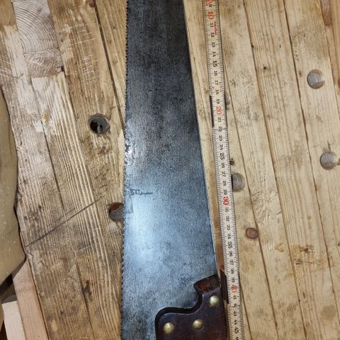 Vintage håndsag/panel saw, crosscut slipt, 8 ppi/7 tpi, til salgs.