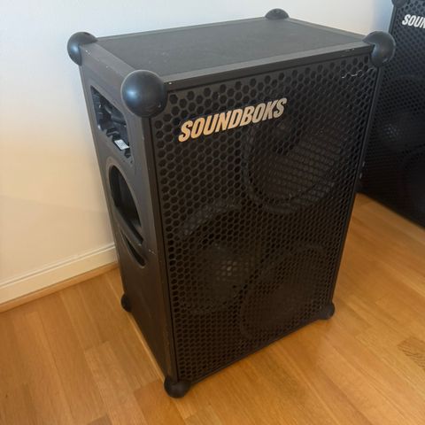 Soundboks 3 selges