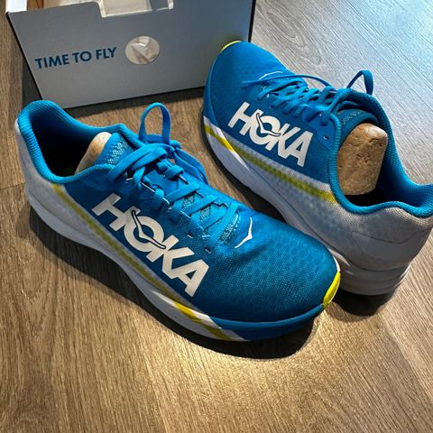 HOKA M ROCKET X