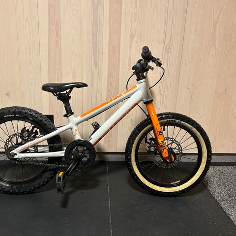 Commencal Ramones 16