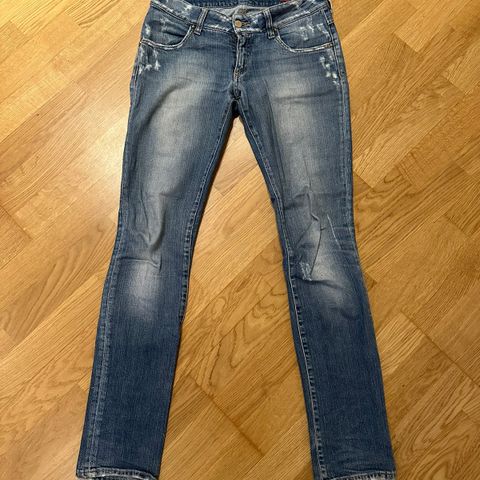 MET jeans