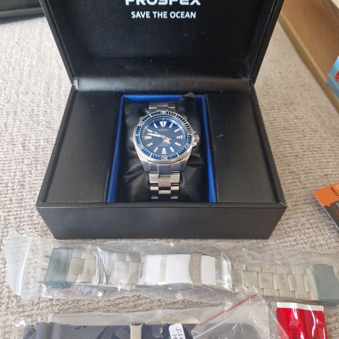 Seiko Prospex Limited Edition SRPD23 "The Great White Shark" + ekstra bracelets