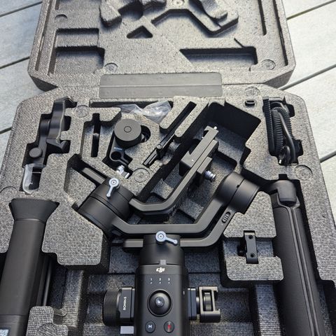 Knapt brukt DJI Ronin-SC Pro Combo Gimbal