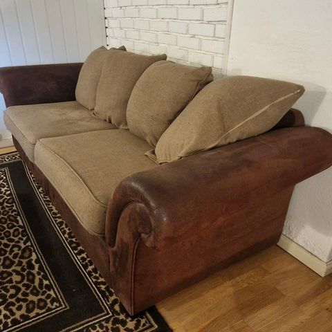 Treseter sofa