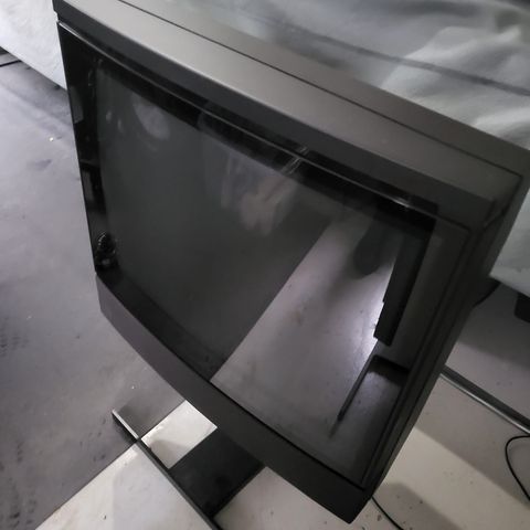 Bang & Olufsen ME6000 retro TV selges