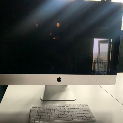 iMac "Core 15" 3.8 27" (5K, Mid- 2017).