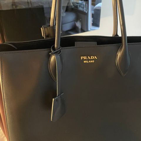 PRADA VESKE