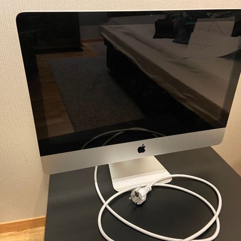 Apple iMac mid-2011 21.5"