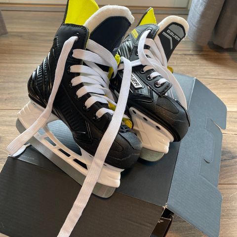 BAUER SKATE