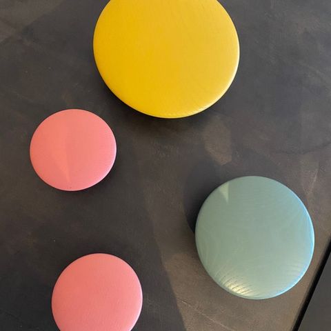 Muuto Dots knagger