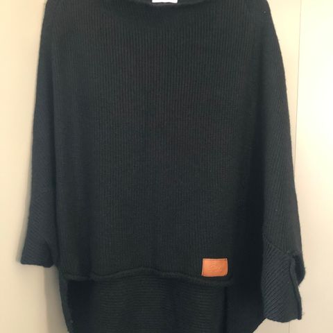 Genser/poncho dame, str. M/L