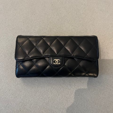 Chanel Classic lommebok