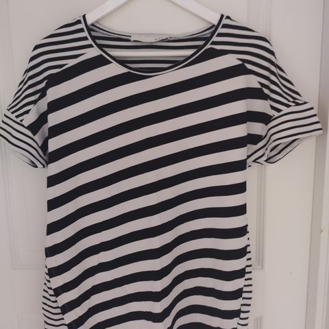 T-shirt med striper - OUI - str.40